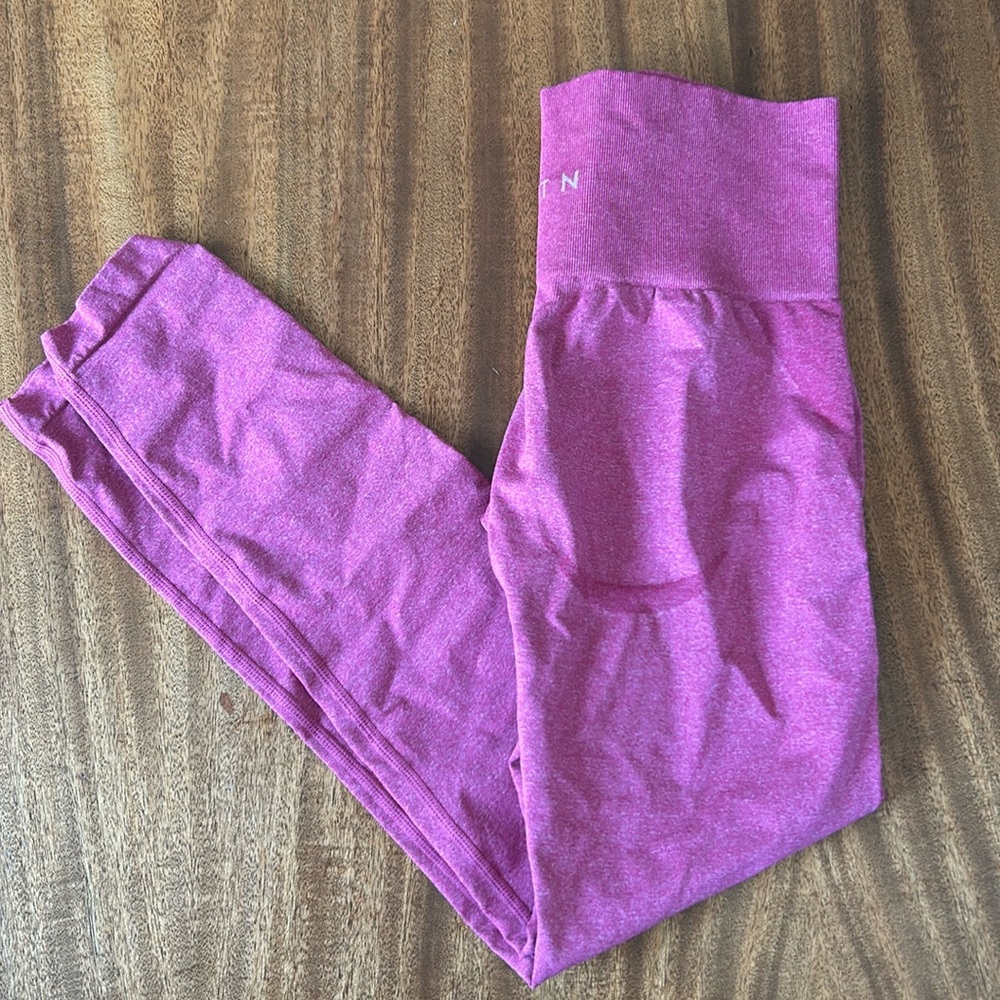 NVGTN Leggings